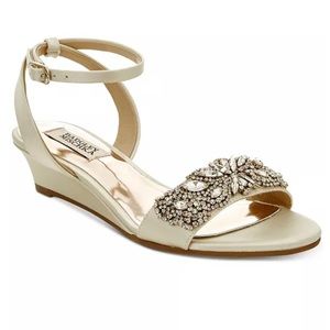 Size 7.5 Badgley Mischa